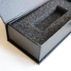 3 x magnētiskās prezentācijas dāvanu kastīte USB zibatmiņas diskam — dāvanu kastīte ar magnētisko atloku satur putas, kas paredzētas zibatmiņas diskiem, kāzu USB kastītei, fotografēšanai... (melnā krāsā)