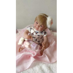 MIS MUÑECAS REBORNS Reborn Camelia Baby Doll Izmēri: 52 cm. Svars: 2,3 kg. Ar caurulēm, ielocēm, galvas apkārtmēru, silikona vinilu. Autentiskuma sertifikāts