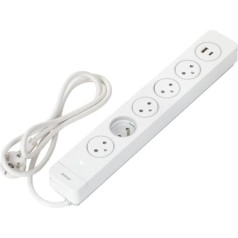 Orno Pārsprieguma aizsargs 5 ligzdas 2P+Z tipa EasyEject, kabelis 1,5m (3x1,5mm2), ar apgaismotu slēdzi un 2 ātriem USB A + C lādētājiem