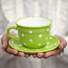 City to Cottage — keramikas kafijas krūze, tējas krūze, 350 ml, zaļi un balti punktiņi, rokām gatavota kafijas krūze ar apakštasīti, kapučīno krūze