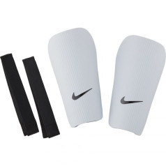 Nike J Guard-CE SP2162 100/S futbola apakšstilbu aizsargi