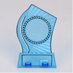 Triumf plastmasas trofeja / 14 cm /