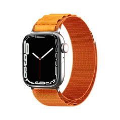 Siksniņa ar Alpu tērauda sprādzi priekš Apple Watch 38 / 40 / 41 mm oranža