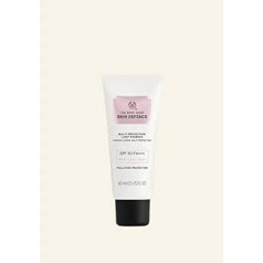 The Body Shop Skin Defense Multi Protection Light Essence SPF 50 PA +++ bezsvara virsma, SPF 50 PA+++ palīdz pret piesārņojumu