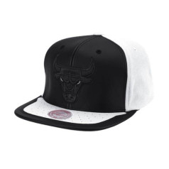 Mitchell & Ness Mitchell & Ness NBA Čikāgas Bulls pirmās dienas Snapback Bulls vāciņš 6HSSMM19224-CBUWHBK / OSFM