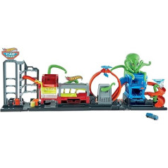 Hot Wheels HBY96 City Colour Reveal Ultimate Car Wash Play Set with Water Tanks and 1 Colour Changing Vehicle, Toy Car Racing Track for Children from 4 Years