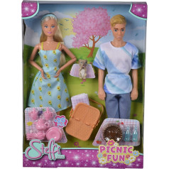 Steffi Love dolls Steffi and Kevin on a picnic