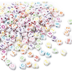 Kitbeads 3600gab Sirds formas akrila burtu pērlītes A-Z White Flat Round Alphabet pērlītes aproces rotaslietu izgatavošanai