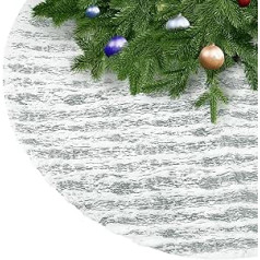 KONVINIT Round Christmas Tree Skirt Silver Plush Christmas Tree Rug Made of Faux Fur Christmas Tree Blanket Christmas Tree Skirts Ornaments for Christmas Tree Skirt Decoration, 90 cm Silver