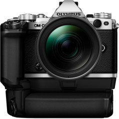 Olympus OM-D E-M5 Mark II sistēmas kamera