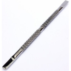 ‎Nailycious Stainless steel cuticle pusher.