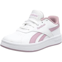 Reebok Baby — zēni uz laukuma kedas