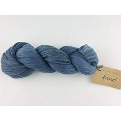 Manos Del Uruguay Silk Blend Fino 402 Inkwell, 100 g, vilna ar zīdu adīšanai un tamborēšanai, merino zīda maisījums, krāsots ar rokām ar krāsu gradientu