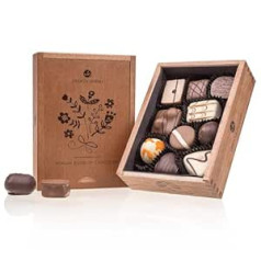 Elegance - dāmas - 10 luksusa šokolādes | Augstākā kvalitāte elegantā koka kastē | Koka kaste | Dāvana no šokolādes | Dāvanu ideja sievietēm | Mātes diena | Dzimšanas diena | Sieviešu diena