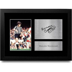 HWC Trading FR A4 Malcolm Macdonald Newcastle United Dāvanas Iespiests parakstīts autogrāfs foto futbola faniem un līdzjutējiem - A4 ierāmēts