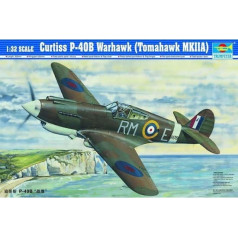 Plastmasas modelis curtiss p-40b warhawk 1/32