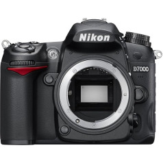 Nikon D7000 digitālās spoguļkameras korpuss (16,2 MP), 3 collu LCD (sertificēts atjaunots)