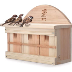 wildtier herz - Sparrow House izgatavots no neapstrādāta masīvkoka, izturīgs pret laikapstākļiem Sparrow Colony ar vairākām ligzdošanas telpām, piemērots konkrētai sugai un izturīgs.